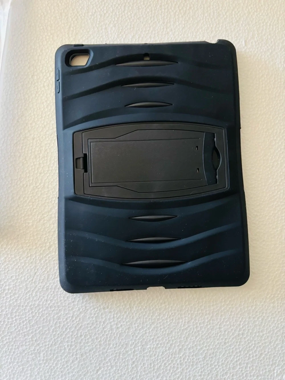 Brand new case cover.